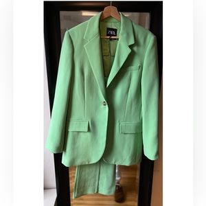 Zara suit!
